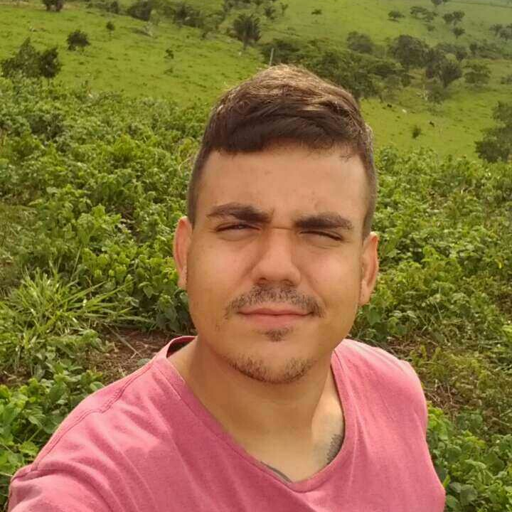 Felipe Moreira - Editor of Gifts FMG