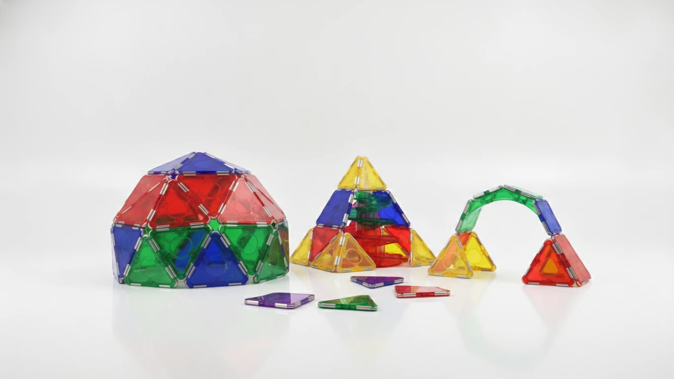 Magnetic 3D Building Tiles