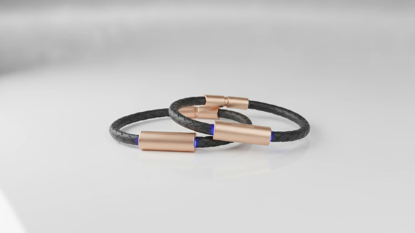 Vibrating Long-Distance Connection Bracelets